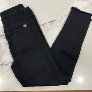 Black jeggings